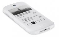 Иллюстрация к новости Представлен смартфон YotaPhone 2 в белом корпусе