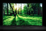 Иллюстрация к новости LG снизила цену 55" OLED-ТВ до $2500
